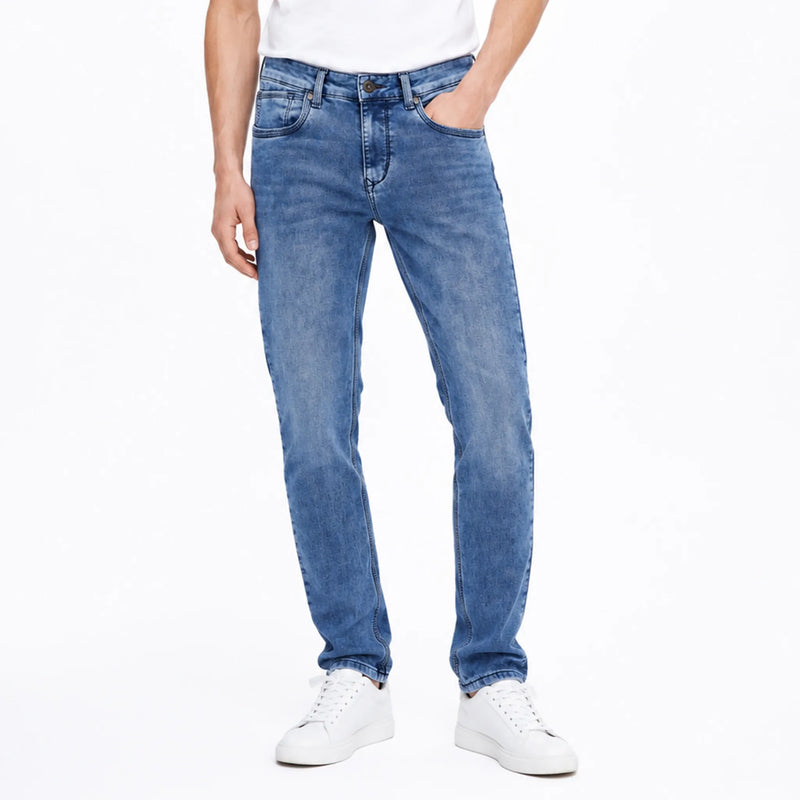 Men's slim-fit denim jeans, carbon wash casual wear